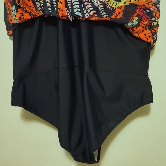 Plus Size Swim Dress Wantdo - Picture 9 of 16